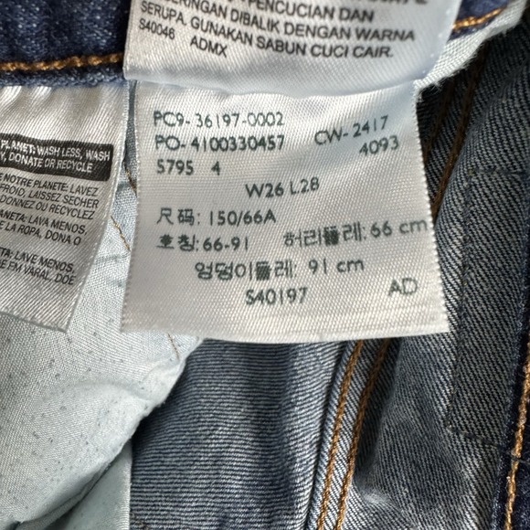 Levis 501‎ Button Fly Women's 26x28 Med Wash Premium - Picture 5 of 10